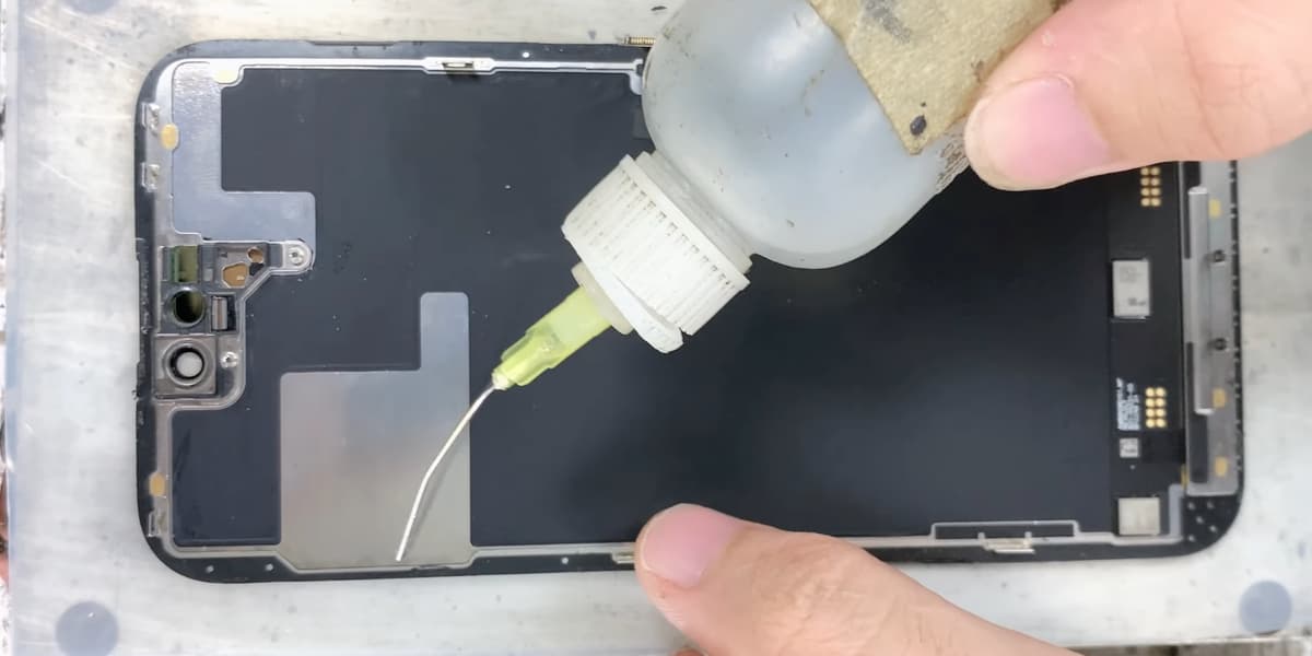 Giải pháp "Ép cổ cáp" - Tiết kiệm 90% chi phí thay màn